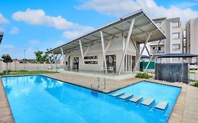 Big Dreams Luxury Suites